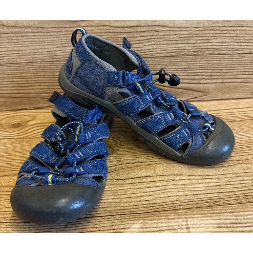KEEN Waterproof Sandals Newport Hiking Blue Size Big Kids Youth Sz 6